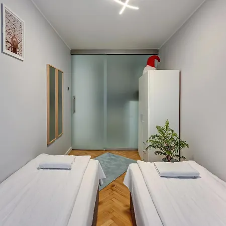 Chill Mood By Grand Apartman *